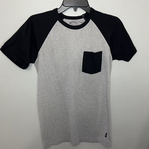 Dikotomy Mens Pocket T Shirt Med Standard Crew Neck Short Sleeve Gray Black NWOT